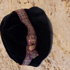 AG Rebecca hat